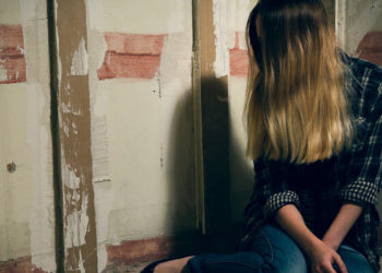 Орусияда 45 жаштагы жаран 13 жаштагы кызды уурдап, жакындарын өлтүрүп салган