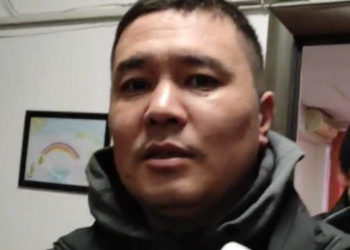 Жарандык активист Тилекмат Куренов 1 жыл 6 айга эркинен ажыратылды (видео)