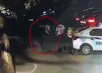 Бишкекте милиция кызматкеринин ок чыгарган учуру видеого түшүп калган (видео)