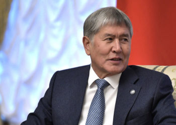 Акыйкатчы Токон Мамытов №47 түзөтүү колониясына барып, Атамбаев менен да жолукту