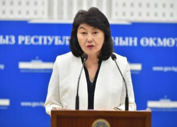 Кыргызстанга күздө Sinopharm жана Pfizer вакциналарынын келиши күтүлүүдө