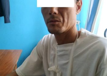 Чүйдө ээнбаштыкка шектелген жаран кармалды. Ал бөтөлкөлөшүнө бычак шилтеген