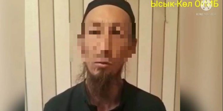 Караколдо 47 жаштагы «Йакын-Инкар» агымынын мүчөсү диний көз карашынан баш тартты