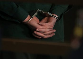 Сокулуктагы мечитке 11 барактан турган баракчаларды таштап кеткен жаран кармалды