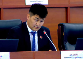 Шайлообек Атазов: «Жакында боло турчу шайлоо тополоңго айланганы турат»