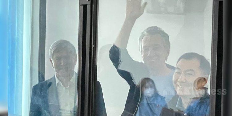 Кой-Таш окуясы. Алмазбек Атамбаев, Фарид Ниязов, Равшан Жээнбеков сотко жеткирилди