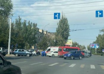 Бишкекте Тез жардам унаасы катышкан жол кырсыгы катталды