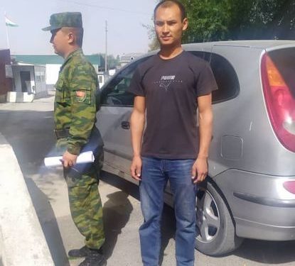 Тажикстандын чек арачылары тарабынан кармалган Лейлектик тургун мекенине кайтарылды