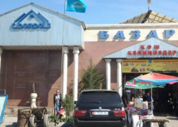 «Дордой» базарынын соодагерлери митингге чыгышты