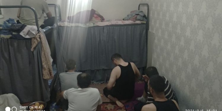 «7 адамга 4 керебет». Оштогу тергөө абагында мыйзам бузуулар аныкталды