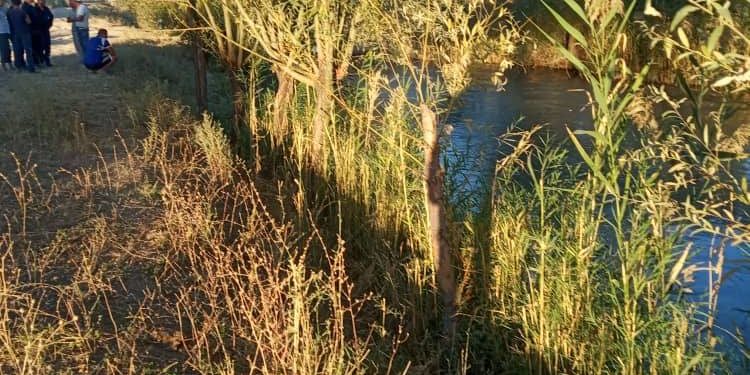 Ошто каналга түшүп кеткен 1,5 жашар кыздын жансыз денеси табылды (сүрөт)