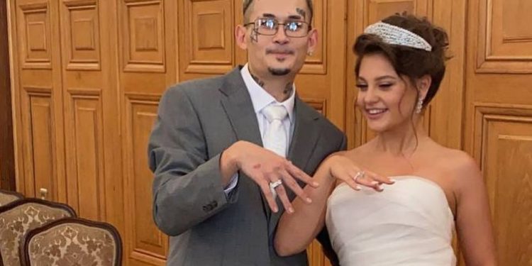 Рэпер Моргенштерн блогер Дилара Зинатуллинага үйлөндү