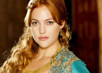 «Даңазалуу кылым» сериалындагы айтылуу Хүррем — түрк актрисасы Мерьем Узерли Бишкекке келди