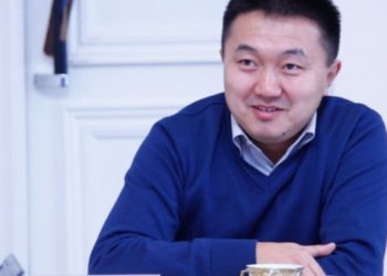 Нарындын мэри Самарбек Болотбеков эч жакка кетпөө тил каты менен бошотулду