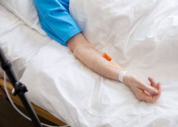 Кызыл-Кыяда эки унаа сүзүшүп, 34 жаштагы аял жараат алды