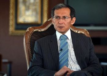 «Кумтөр» иши боюнча кармалган экс-премьер Жоомарт Оторбаев 30-сентябрга чейин камакта калтырылды