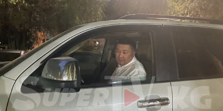 Жогорку Кеңештин депутаты Канатбек Исаев да суракка келди