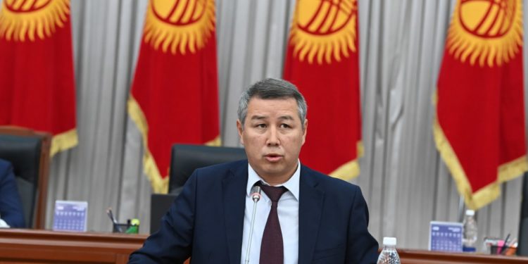 Депутат: «КТРКнын Байкоочу кеңешинин курамын кайра түзүүнү сунуш кылам»