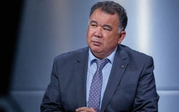 «16 батир, 18 жер тилкеси, 5 үй…» Туйгунаалы Абдраимов мыйзамсыз баюуга шектелип жатат