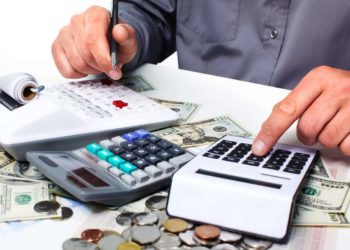 10 пайыз, бирок 1 миллион сомдон ашык эмес. Коррупция тууралуу кабарлаган адамга акчалай сыйлык төлөө тартиби иштелип чыкты