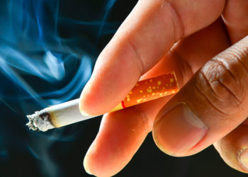 Эми кафе жана ресторандарда тамеки жана кальян чегүүгө болбойт