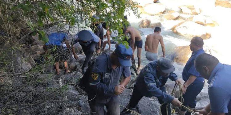 Колун жууп жатып тайып жыгылып, Чычкан суусуна агып кеткен аялдын сөөгү 1 айдан ашык убакытта табылды