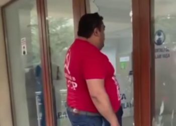 Азербайжанда эмдөө пункту коронавируска каршы вакцина алам дегендердин басындысында калды (видео)