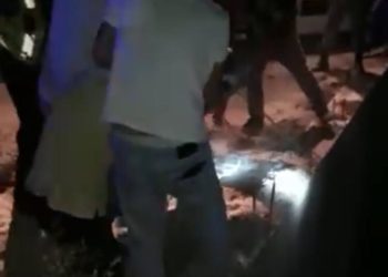 Бишкекте чуңкурга түшүп кеткен 15 жаштагы өспүрүм куткарылды (видео)