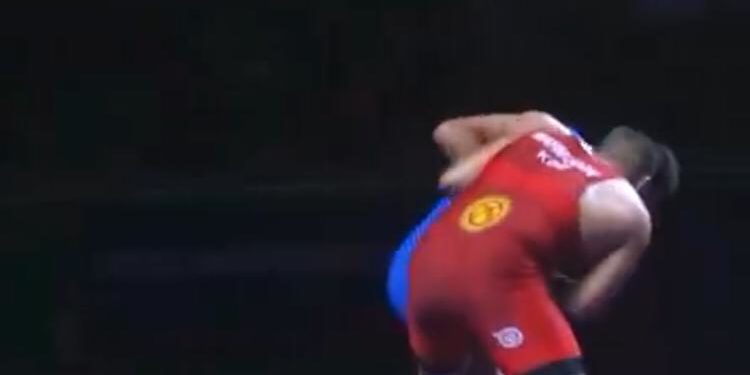 Кыргызстандык балбандар Новосибирскте өткөн турнирде эки медаль утушту