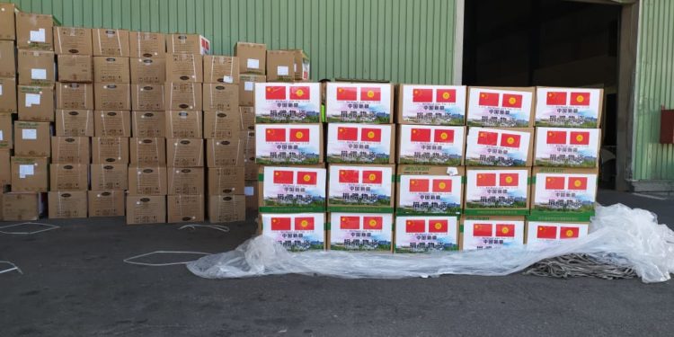 Кыргызстанга Кытайдан кезектеги гуманитардык жүк келди (сүрөт, видео)