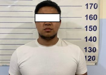 Бишкекте баңгизат сатуу менен алектенип жүргөн делип 2 жигит кармалды (сүрөт)