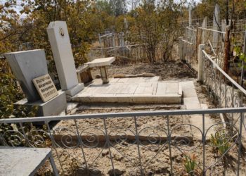 Ошто жаш жигит мүрзөдөгү темир тосмолорду уурдап, аны сатууга шектелүүдө (сүрөт)
