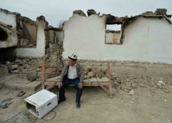 Кыргыз-тажик чек арадагы жаңжал. Жабыркаган айылдарга казынадан 1,3 миллиард сом бөлүнгөн