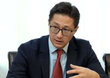 Парламент санариптик өнүктүрүү министри кызматына Дастан Догоевдин талапкерлигин жактырды