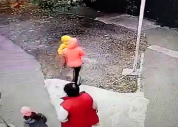 Кара-Балтада келин кичинекей баланы уруп, жерге ыргытып жиберген. Милиция эмне дейт?