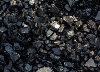 Бишкек мэриясы: «Аз камсыз болгон 4 миңден ашуун үй-бүлө көмүрдүн ордуна акчалай компенсация алат»