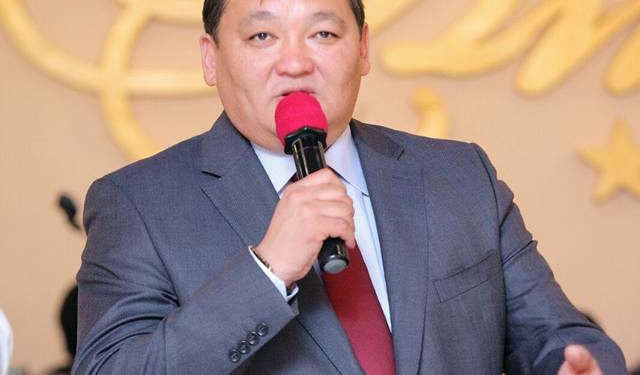 Бишкекте «Дордой-Дыйкан» базарынын директору Эркин Салымбеков кармалганы айтылды