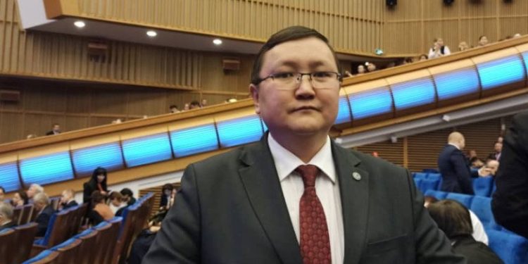 Мурдагы маданият министри Кайрат Иманалиев КТРКнын башкы директорунун милдетин аткарат