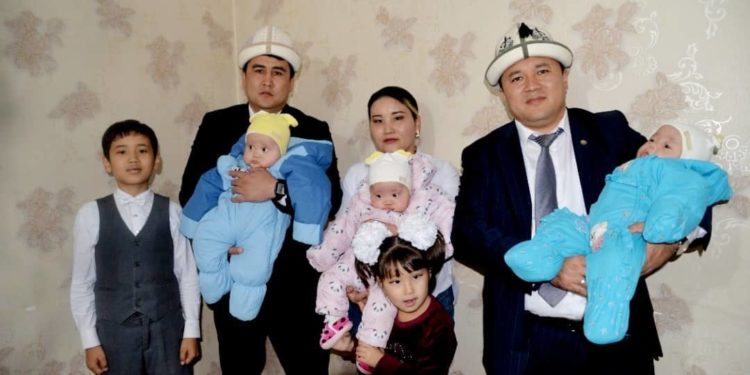 «Ижарага алынган батирде жашашчу». Жалал-Абадда үч эм төрөгөн келин батирлүү болду