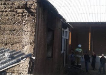 Баткенде үй өрттөнүп, аял киши 3-даражадагы күйүк алды