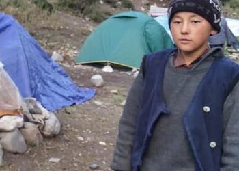 Кадамжайда 13 жаштагы Бекмырза Баймурзаев 3 күндөн бери дайынсыз болуп жатат