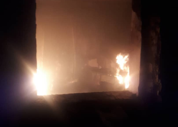 Бишкекте үйдөн өрт чыгып, 1 адам көз жумду