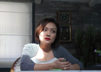 Аида Касымалиева: «Бул ирет шайлоого катышпайм, бирок мамлекетибиз жана элибиз үчүн кызматтамын»