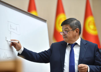 Акылбек Жапаров: «Президенттин администрациясынын түзүмү жана иши кайрадан каралат»