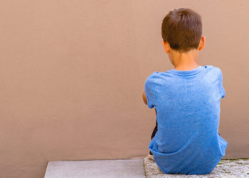 Бишкектин тургуну 14 жаштагы кошунасын 5 жаштагы уулуна ыплас аракет кылган деп айыптады