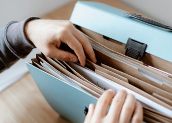 Бүгүн бир мандаттуу округдарга талапкерлерден арыз кабыл алуу аяктайт