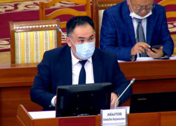 Алмас Абытов президенттин жана Министрлер кабинетинин парламенттеги өкүлү болуп дайындалды