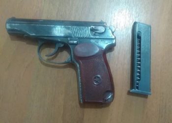 Жалал-Абадда 28 жаштагы жигит мыйзамсыз ок атуучу курал сактап жүргөн