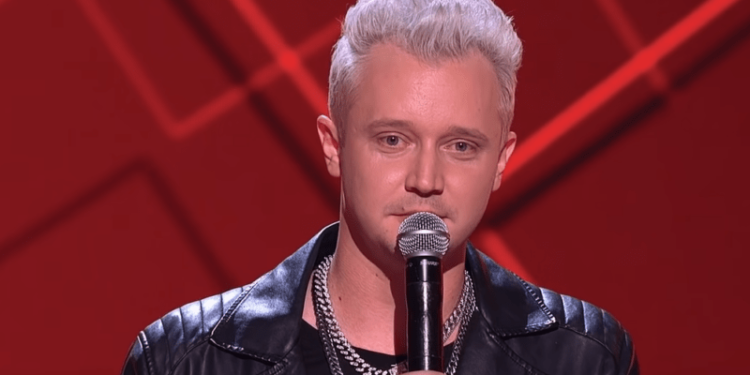 Кыргызстандык ырчы Александр Волкодав «Голос» долбоорунун биринчи элегинен өттү