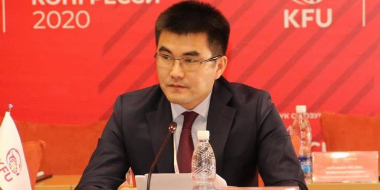 Медер Сыдыков Кыргыз футбол союзунун президенти болуп шайланды